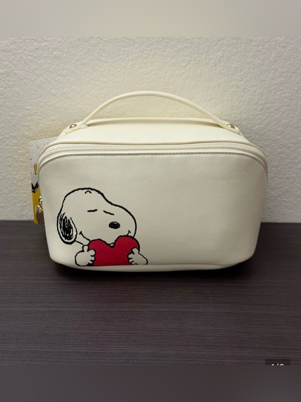 Peanuts White Snoopy Cosmetic Bag with Red Heart